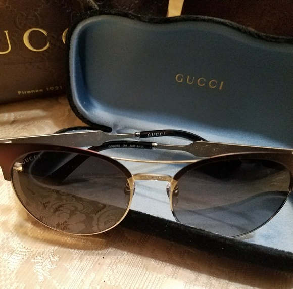 Sold🙂New Gucci sunglasses Gorgeous - Picture 2 of 8